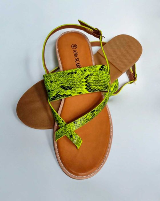 Нові в коробці сандалі босоніжки-сланці Ana Scarpe устілка 25,5-26 см