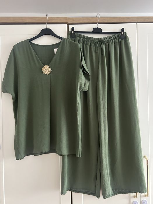 Komplet damski elegancki 3/4XL