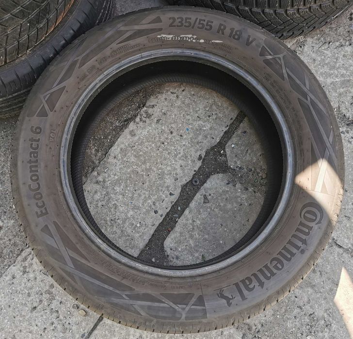 328) Opona - 235/55/18 - Continental - 5mm - 1x2021 - Letnia