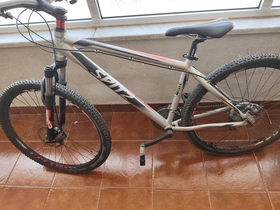 2 bicicletas de montanha