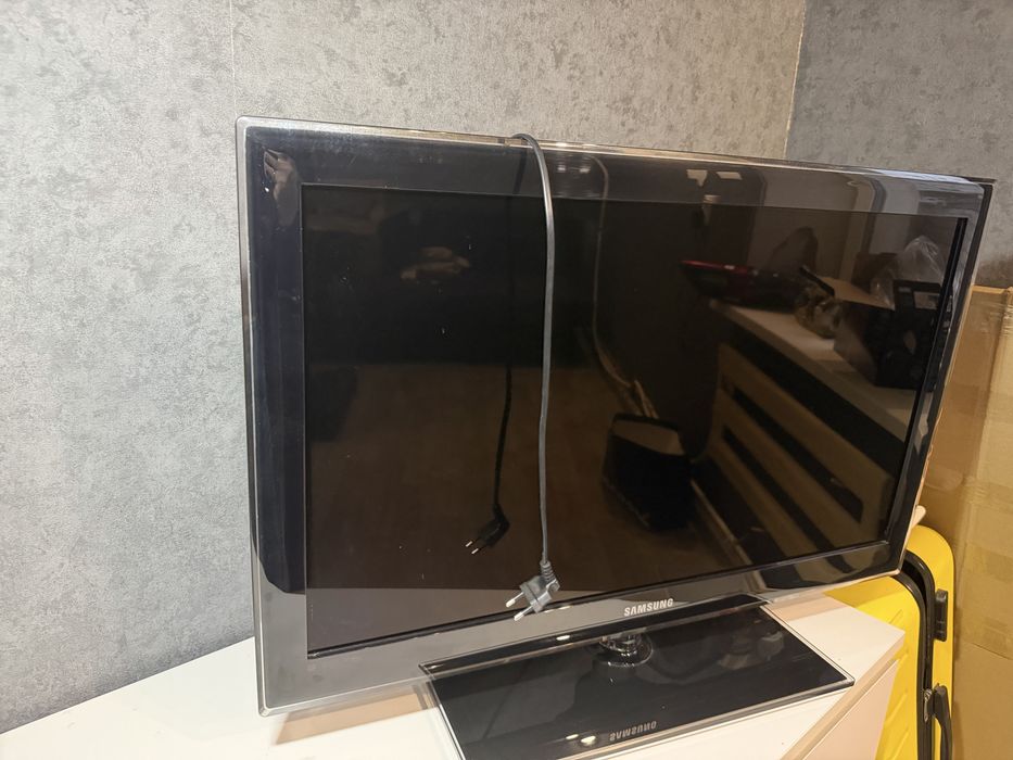 Телевізор , плазма , samsung