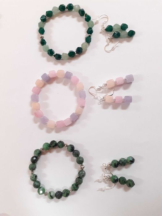 Kolczyki jedna para - biżuteria z kamienia, pereł, szkła, srebra