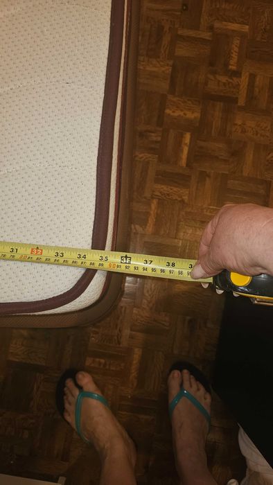 Cama solteiro ,em bom estado,pouco uso de crianca
