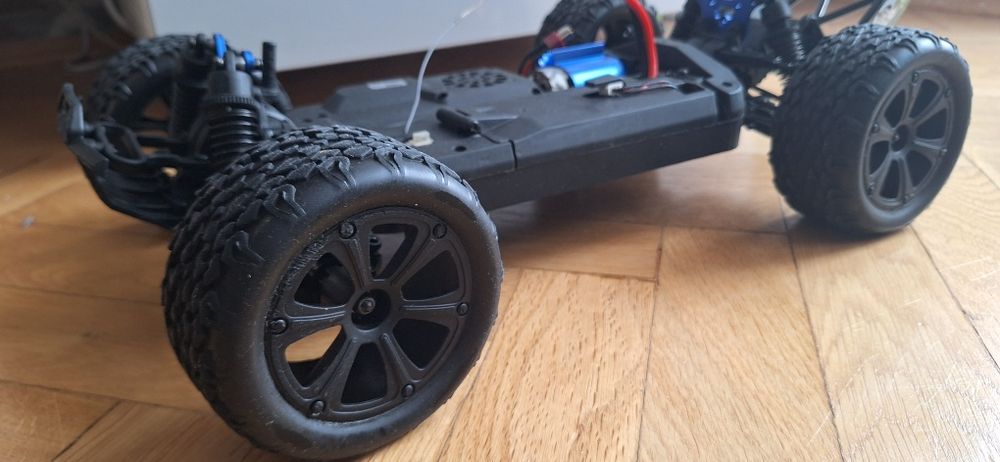 Model RC BSD Racing Dune Racer 4x4 skala 1/10