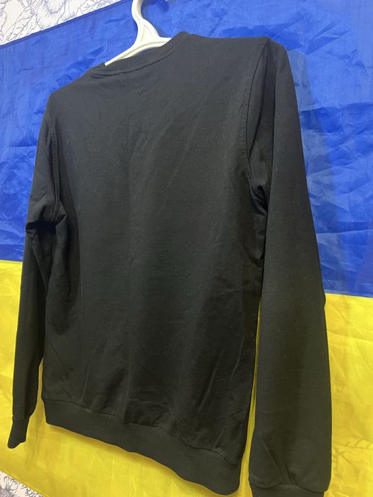 Продаю світшот на хлопчика 14-15 років