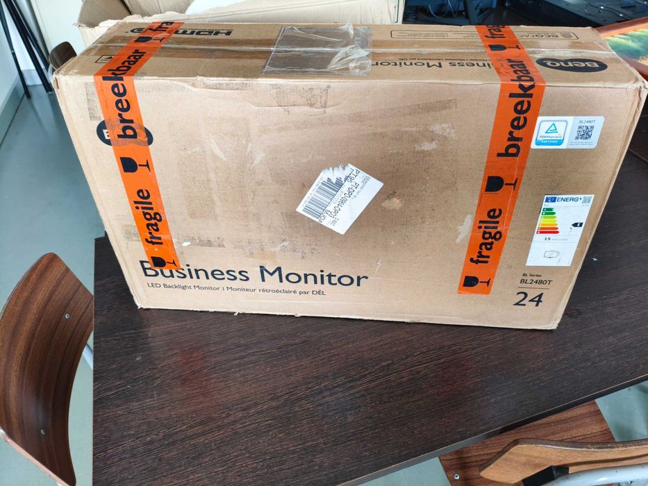 Monitor BenQ Business BL2480T 24" **NOVO**