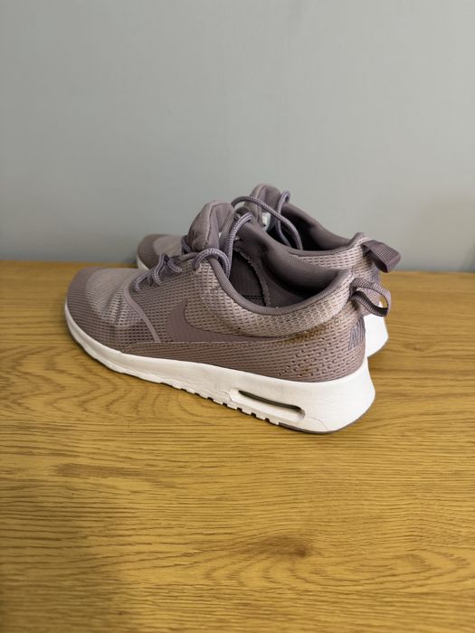 Жіночі кросівки Nike