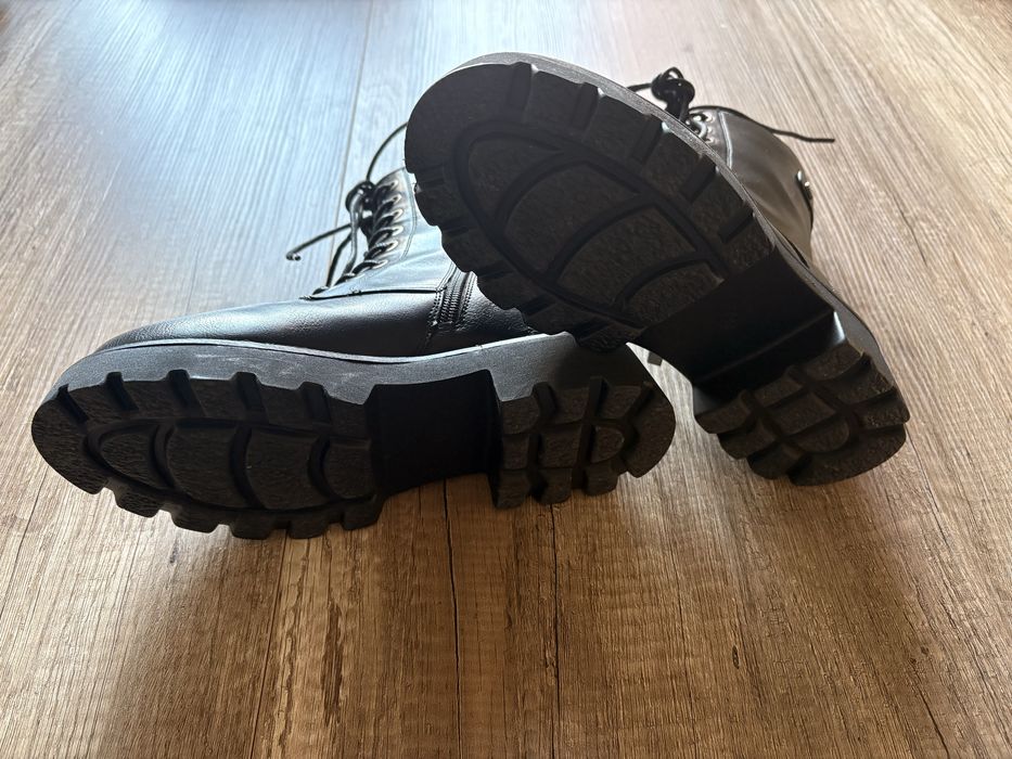 Botas XTI novas sem qq uso