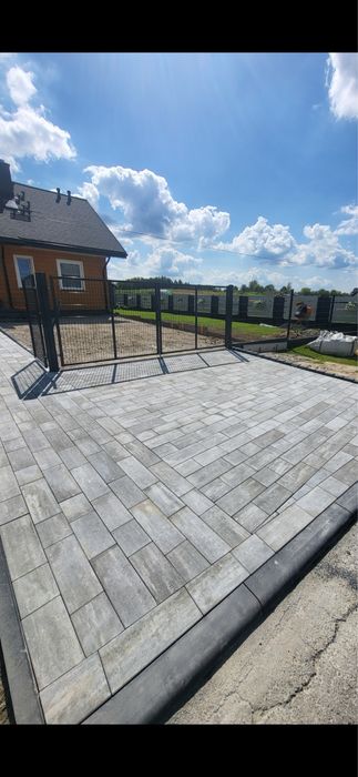 Brukarstwo, usługi brukarskie, minikoparka, wywrotka 3,5t