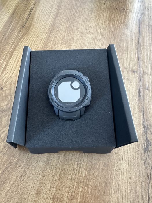 Zegarek garmin instinct smartwatch