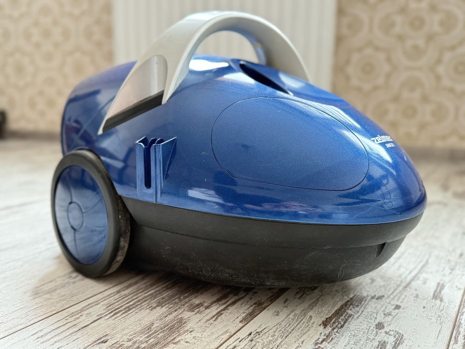 Пилосос Zelmer Jancio 1400W з аквафільтром