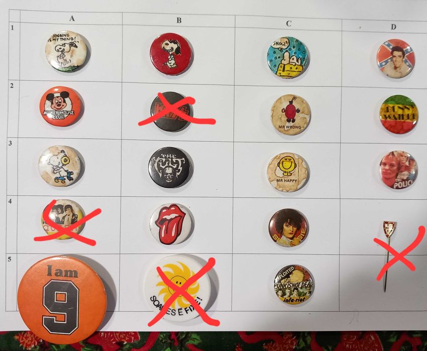 Pins de coleção anos 80 e 90