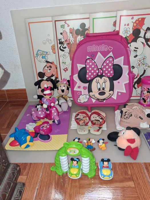 Conjunto de Artigos do Mickey e Mini