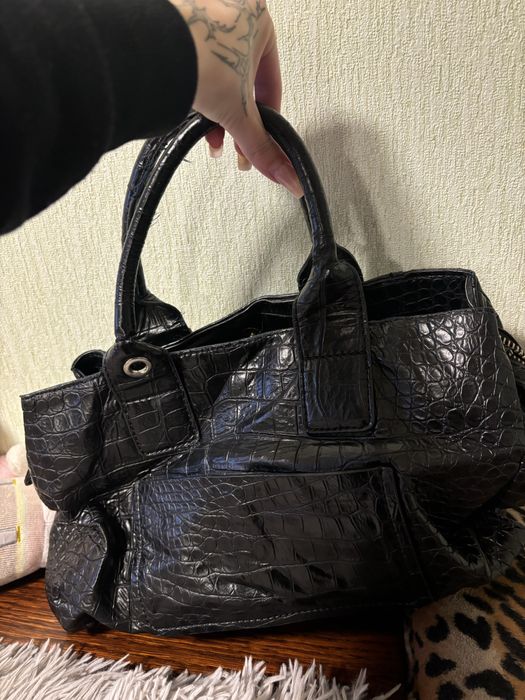 Сумка guess большая оригинальная