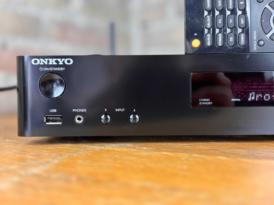 Onkyo TX-L20D Smukły amplituner stereo, Wi-Fi, 4K HDMI, streaming 2.1