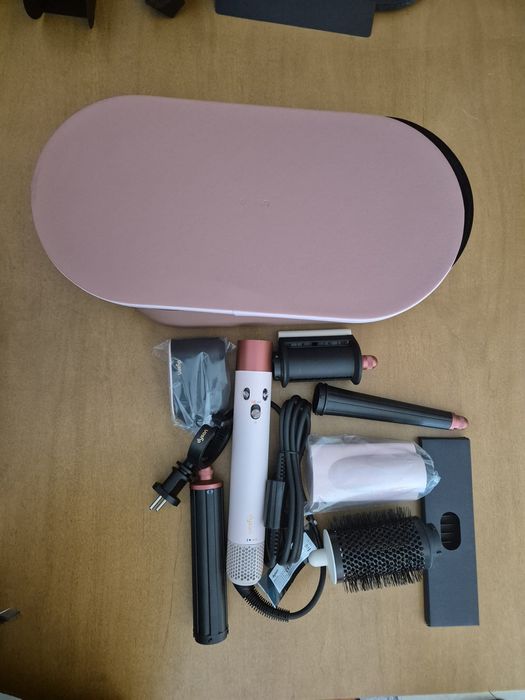 Dyson Airwrap  i.d. Multi-styler