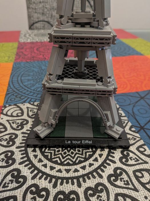 LEGO Architecture tour Eiffel