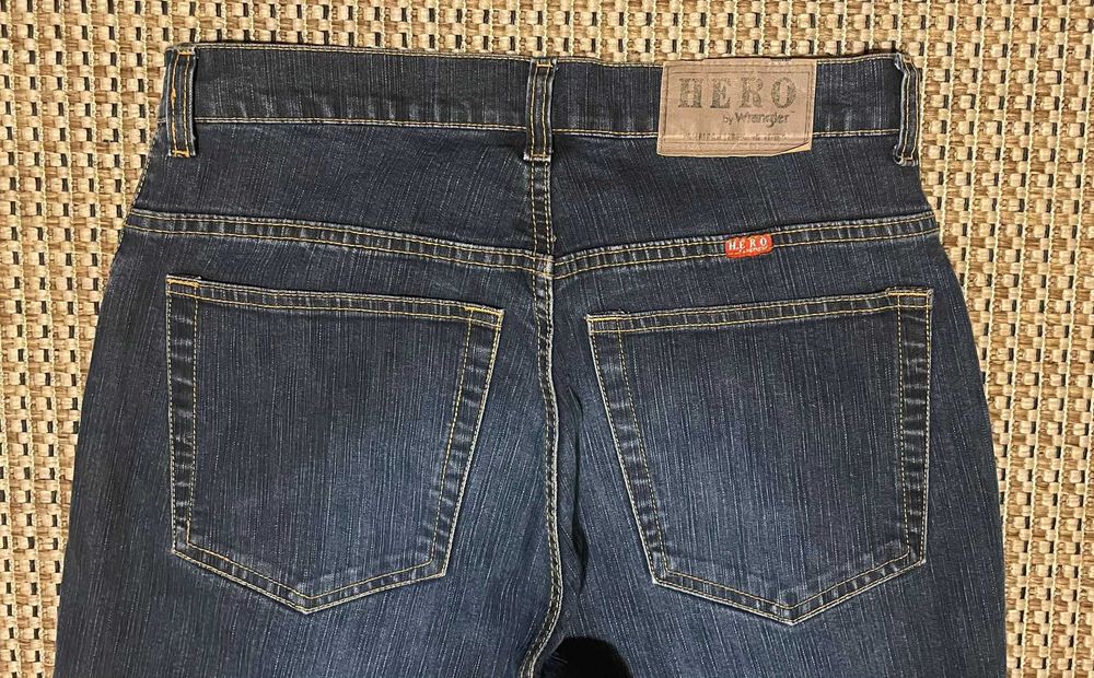 Spodnie jeansowe męskie HERO by Wrangler - W31 L32.