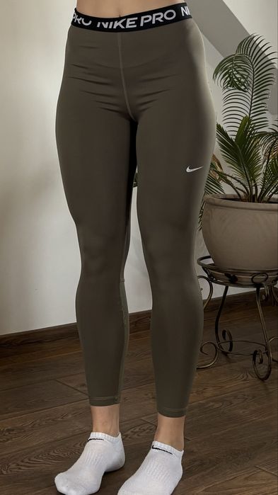 лосіни nike pro хакі