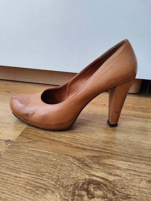 Buty Ryłko skóra naturalna 38,5 nude beżowe