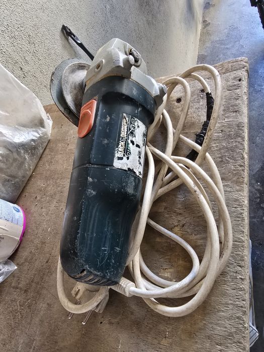 Rebarbadeira  black  decker