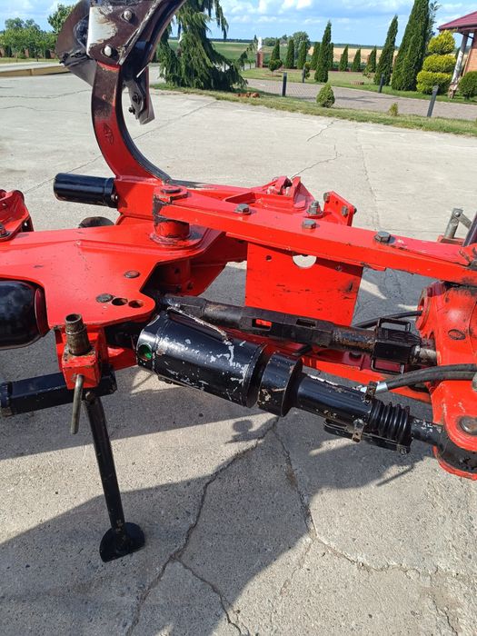 Sprzedam pługi 5 skibowe