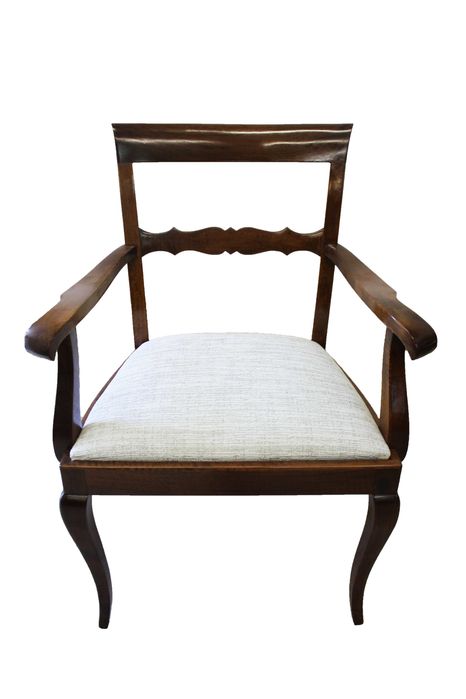 Para pięknych foteli art - deco z litego drewna orzechowego / po renowacji