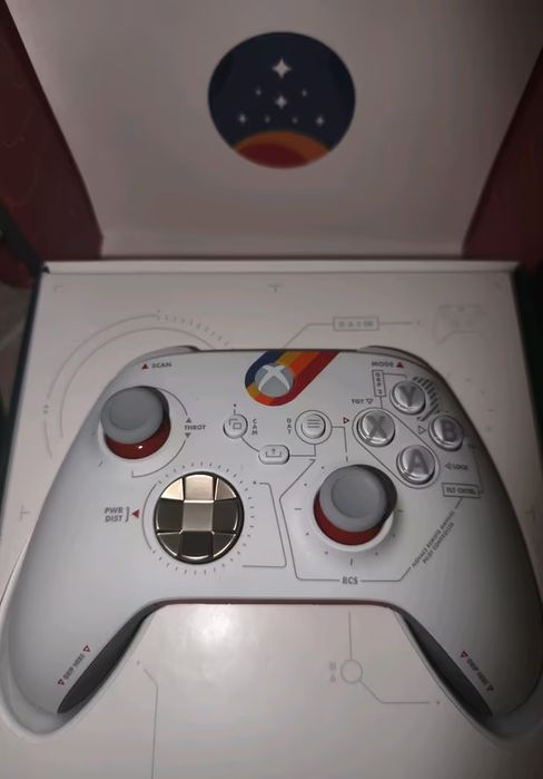 Xbox Series X 1TB z kontrolerem Starfield Edition