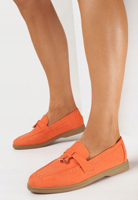 Pomarańczowe Mokasyny z Metaliczną Zawieszką R 37