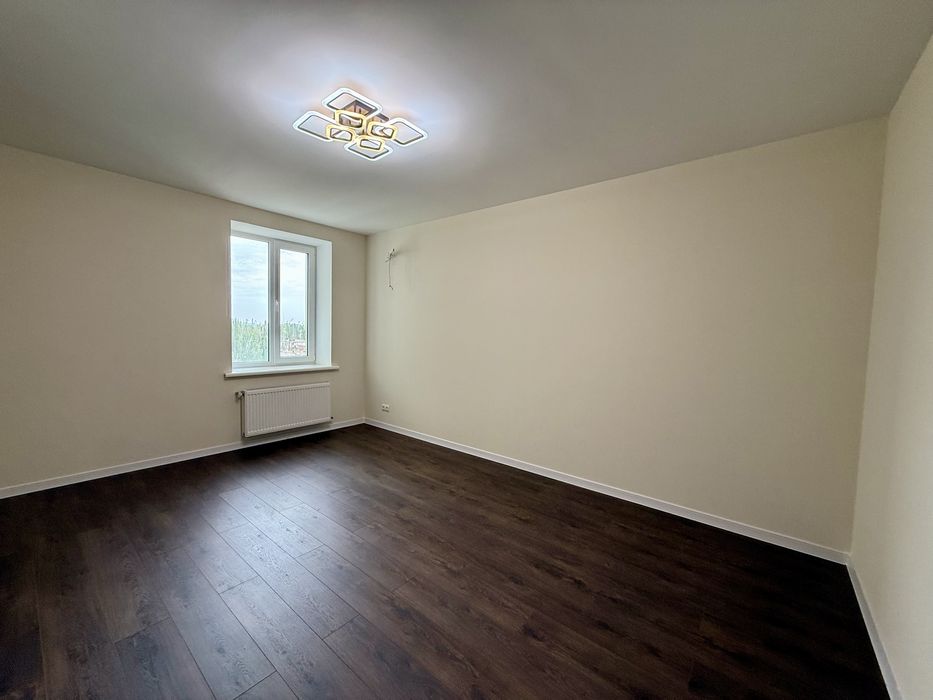 Трехкомнатная квартира с ремонтом в ЖК Леваневский.