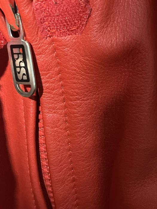 Шкіряна жіноча  мотокуртка IXS