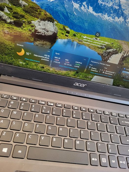 Szybki laptop Acer Aspire 3 4/128GB SSD Windows 11