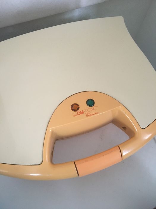 Бутербродница clatronic