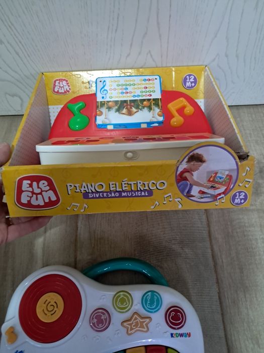 Lot brinquedos bebe