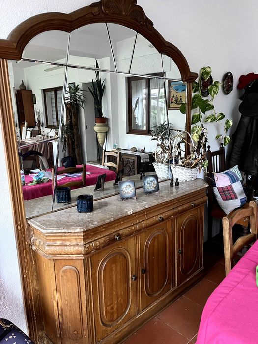 Sapateira com espelho