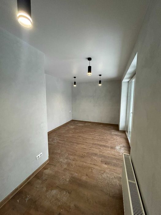 Терміново! Частковий ремонт. 2-к квартира біля парку Мами .