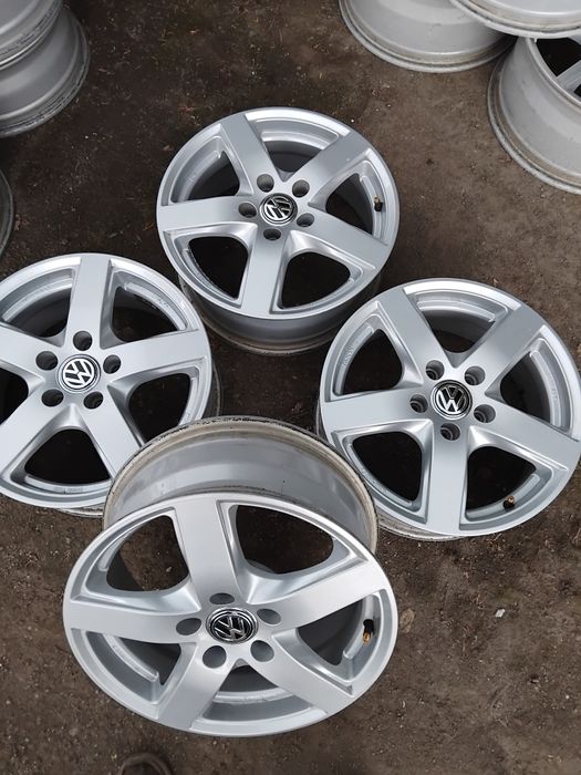 Felgi 16 5x112 VW Golf Passat Touran Caddy Jetta T-Roc