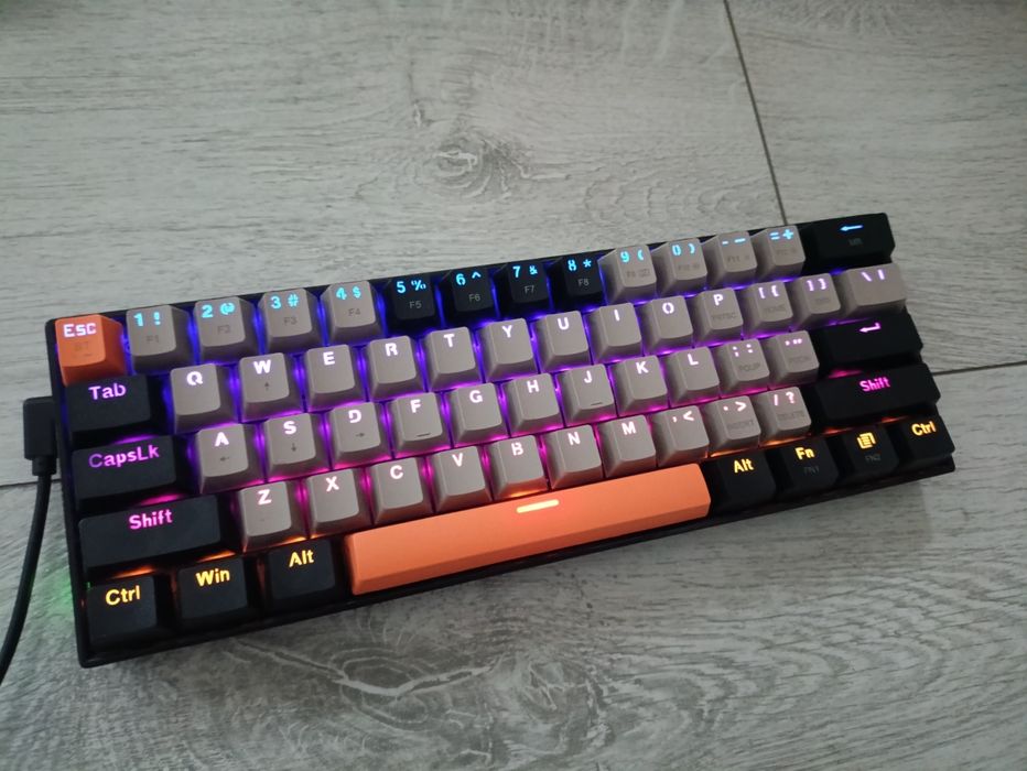 Klawiatura gamingowa Red Dragon Draconic Pro + przełączniki