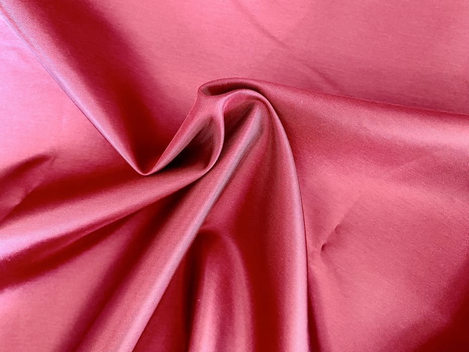 Wiskoza bordo wysoki gatunek