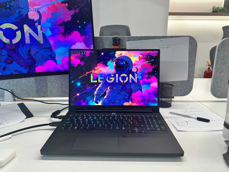 Lenovo legion pro 7i - 5070 ti - 32GB ram - 1 TB - i9 ultra