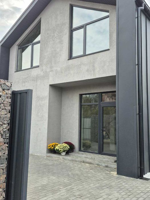 Будинок Віта-Поштова  140 м Зручна локація. Акція до кінця січня.