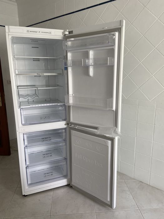 APENAS Prateleiras e gavetas  de frigorifico Samsung