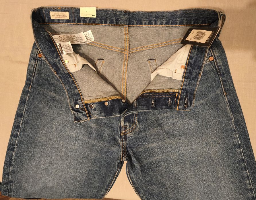 Spodnie  Levi's  Premium  501  W36 L 32  pas 96 - 100