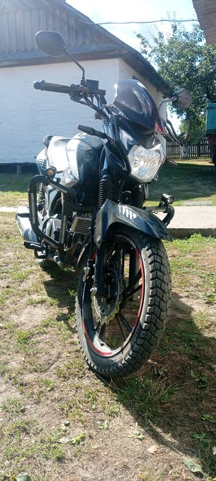 В продажі ліфан сітіер 200