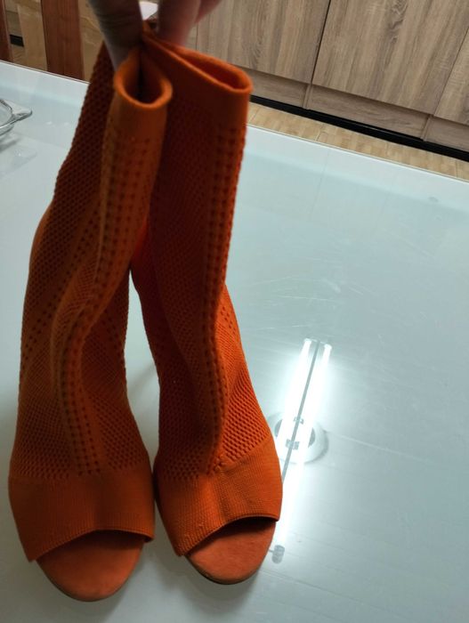 Sandálias bota novas num 37