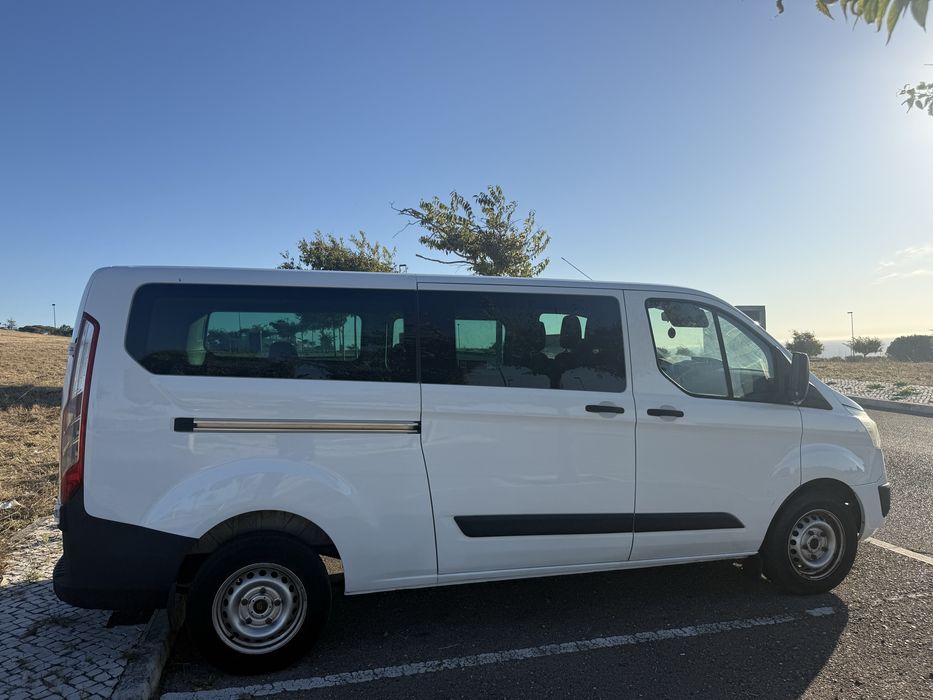 Ford Transit Custom 9 Lugares - 102.000km - Nacional - Impecável