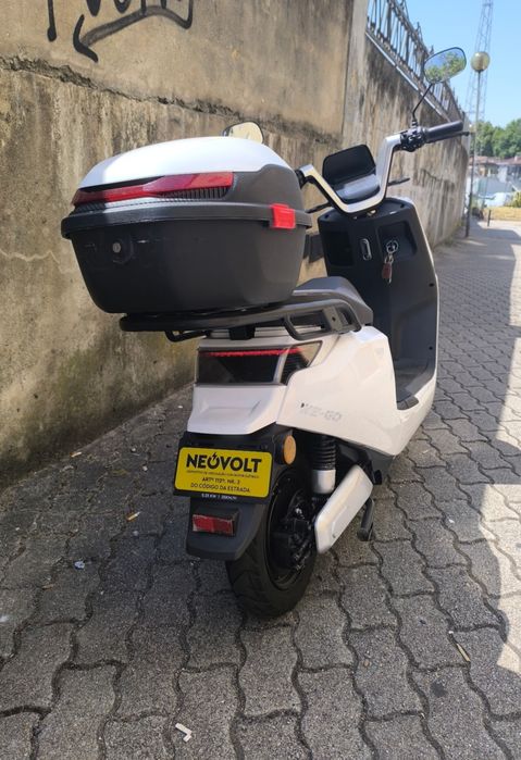 Bicicleta elétrica (scooter)