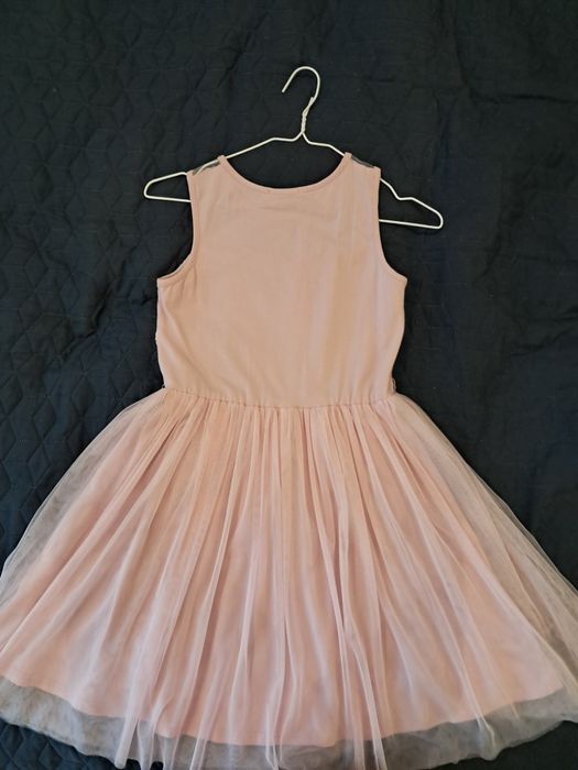 Святкова ніжно- рожева сукня
