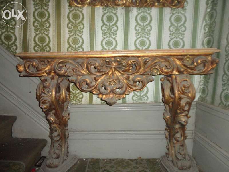 Credencial antiga em talha dourada com espelho "feito mão"