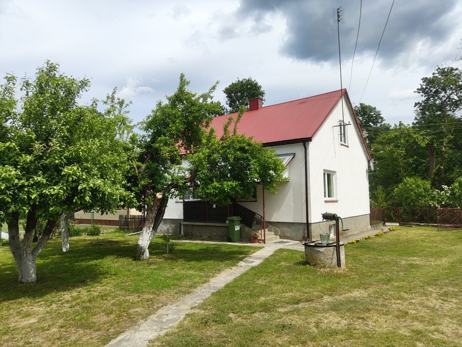 Dom z trzema podwórkami